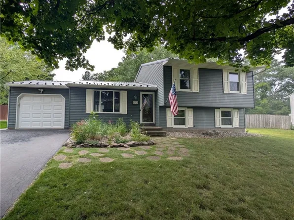 3712 Pendulum Path, Baldwinsville, NY 13027