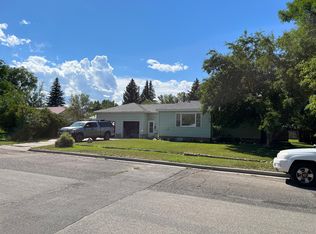 423 S 4th St, Lander, WY 82520
