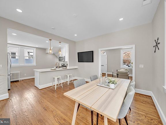 4th image of 6018 2nd St NW