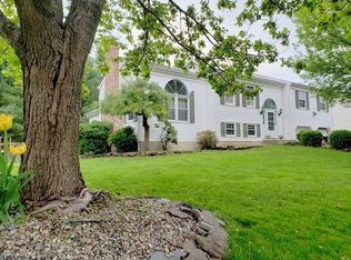 935 Liberty St, Belvidere, NJ 07823