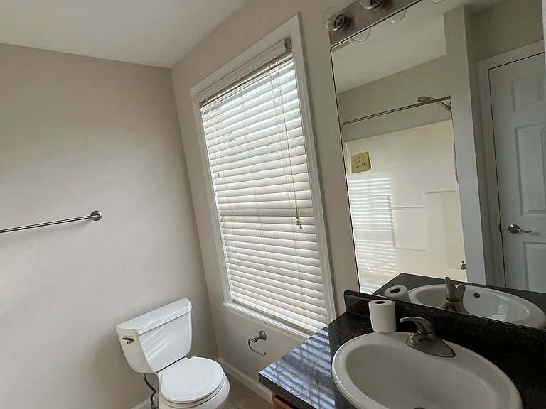 10554 Cherry Grove Ct — Photo 17