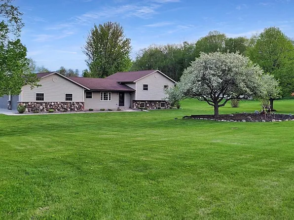 W6275 County Road MM, Elkhart Lake, WI 53020