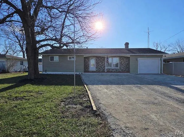 604 E Main St, Coffeen, IL 62017