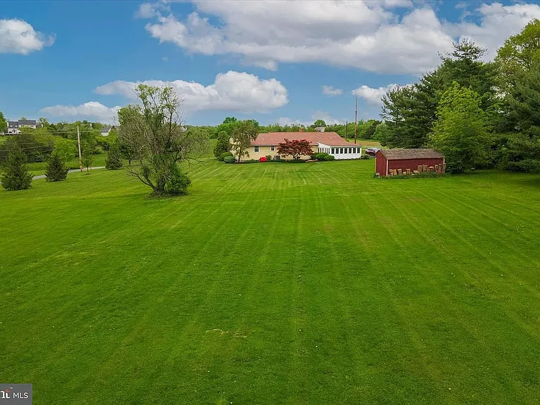 128 Morris Rd — Photo 35