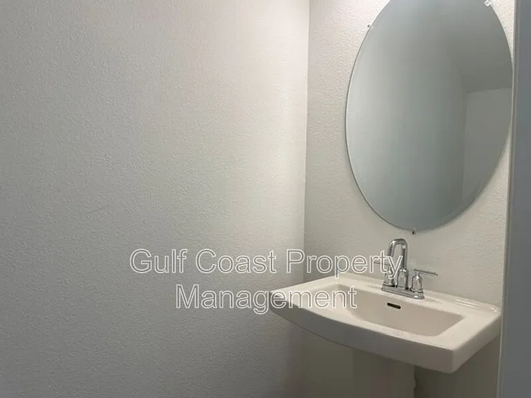 5730 Archipelago St — Photo 13
