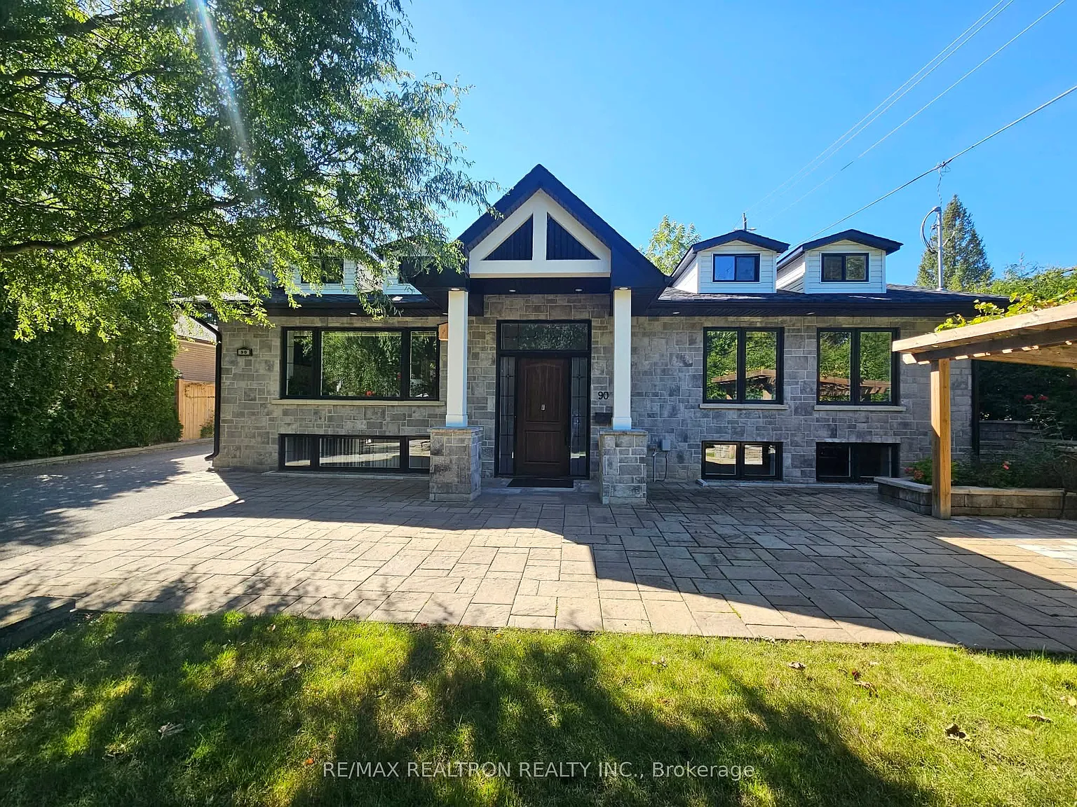 4 bed, $4,390 — Photo 1