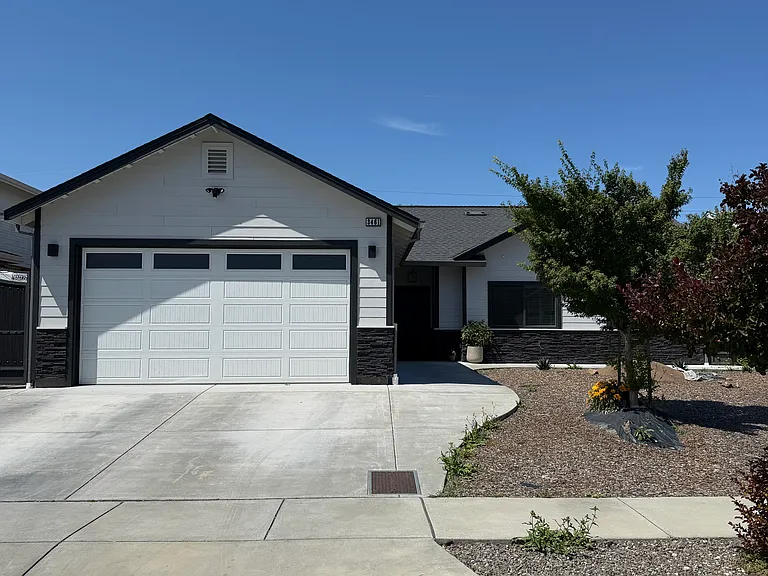 3461 Santiago Dr — Photo 26