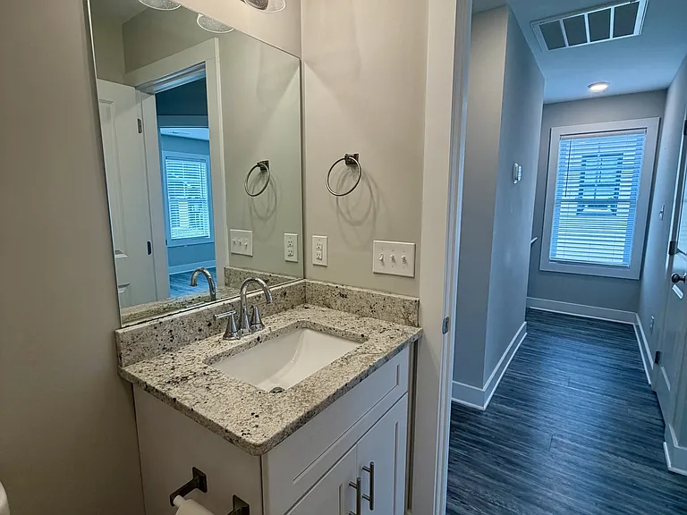 52 Cuddington Ln #1 — Photo 34