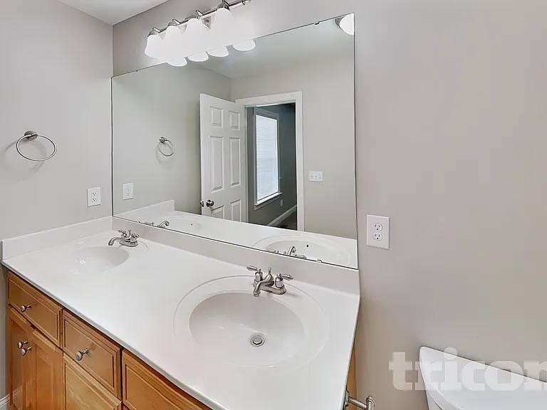 743 Faith St — Photo 8