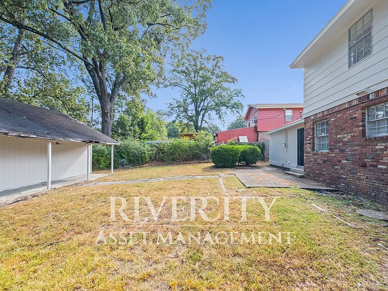 3108 Wickham Dr — Photo 3