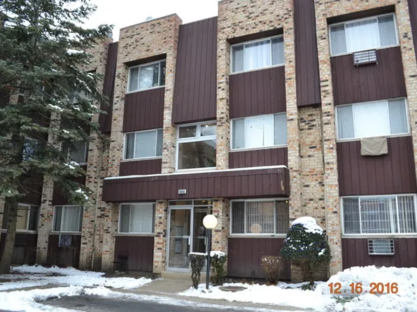 8665 W Foster Ave APT 1A, Chicago, IL 60656