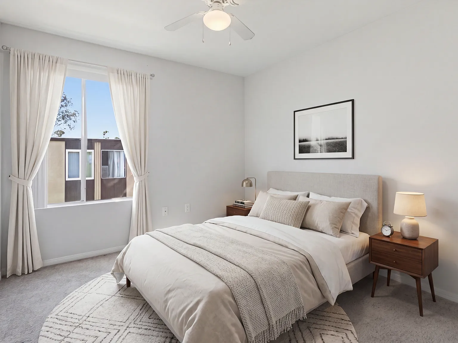 3454 Castle Glen Dr — Photo 3