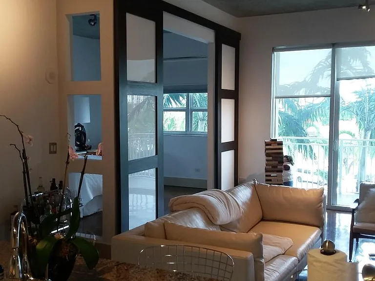 313 NE 2nd St #305 — Photo 9