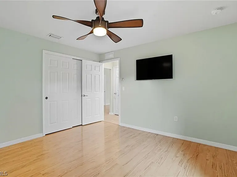 2427 Woodbourne Pl — Photo 20