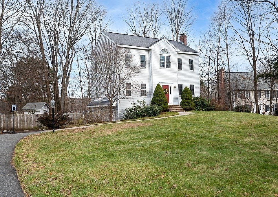 6 Providence St, Mendon, MA 01756 Zillow