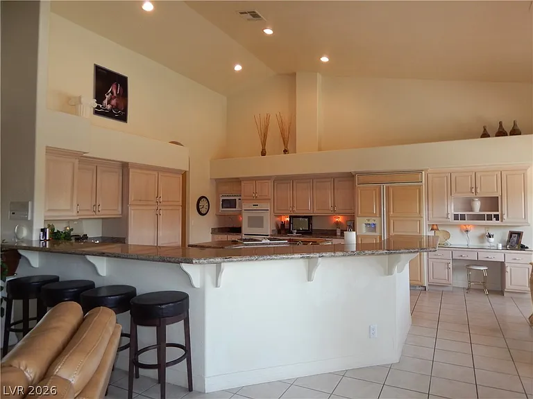 1320 Crystal Valley Dr — Photo 10