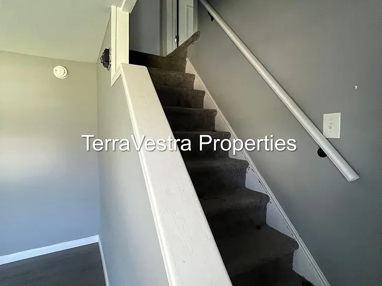 138 Denny Ave — Photo 15