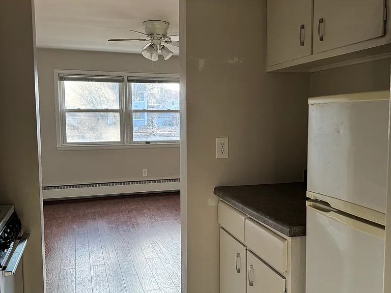 Kitchen and Studio Main view