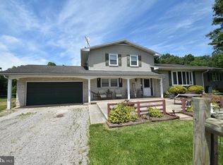 99 Mud College Rd, Littlestown, PA 17340