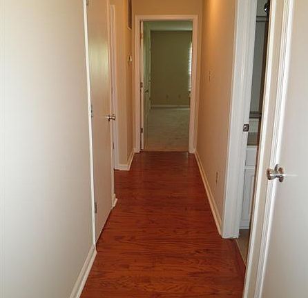 4th image of 7450 Lions Head Dr