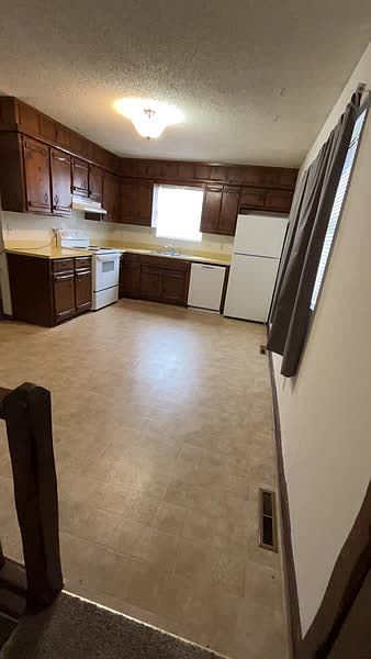 1st image of 141 N Nevada Ct #141