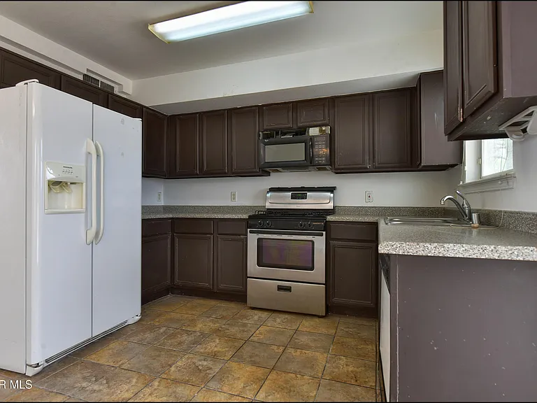 7958 Starry Night Dr — Photo 16