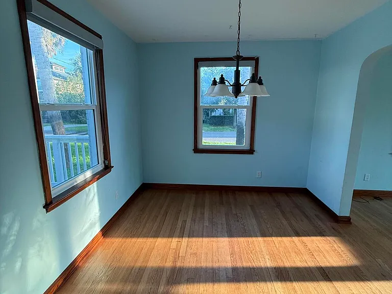 1096 E Coast Dr — Photo 6