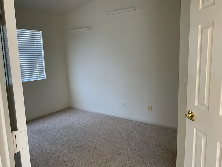 470 Acoma Blvd S #110 — Photo 12