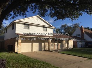 325 Steeple Ridge Rd, Everman, TX 76140