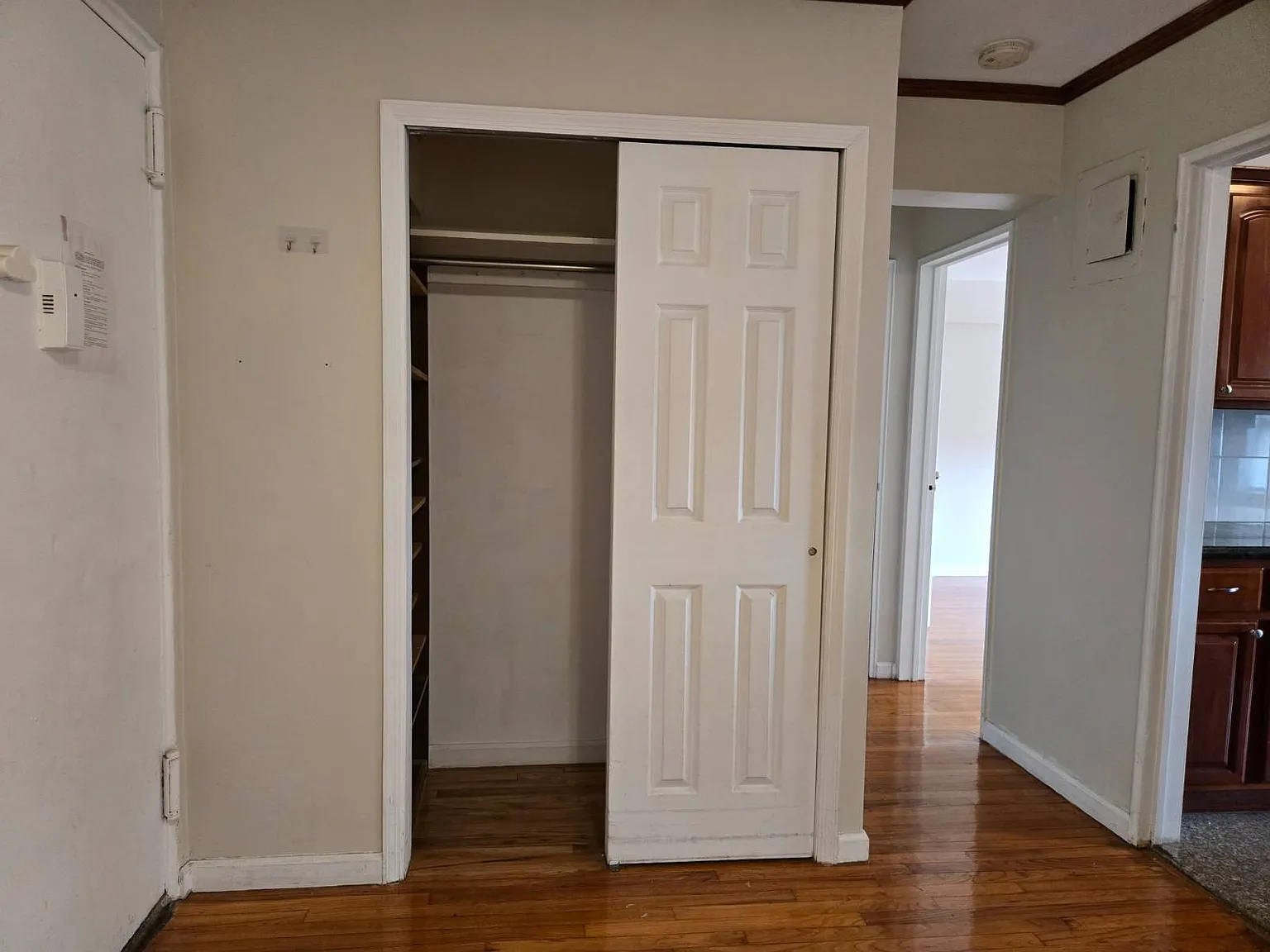 1 bed, 1.0 bath, 850 sqft, $2,250 — Photo 2