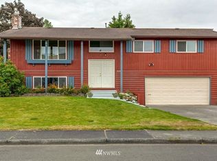 635 C St, Blaine, WA 98230