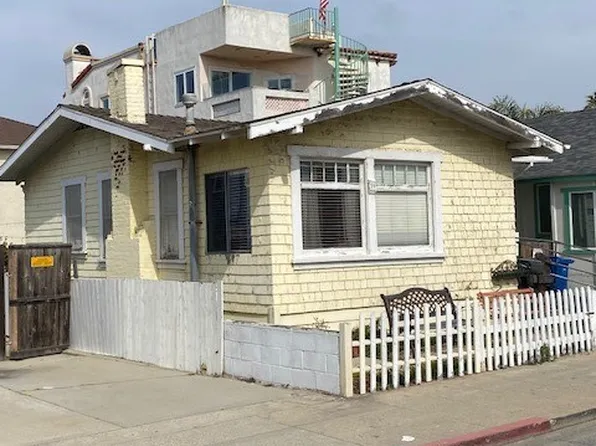 39 10th St, Hermosa Beach, CA 90254