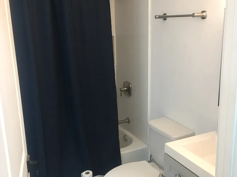 352 Jago St #4 — Photo 6