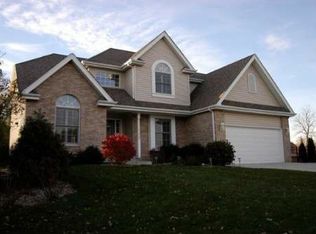 525 39th St, Downers Grove, IL 60515