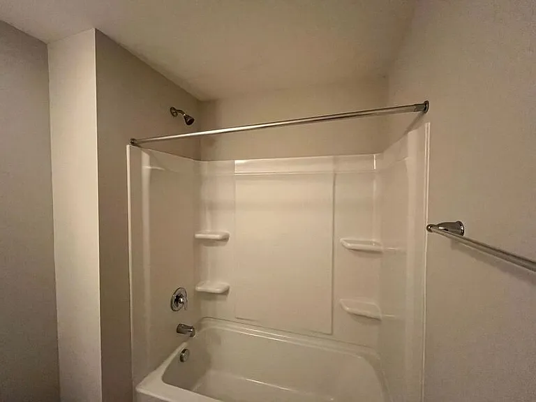 310 Princess Pl — Photo 20