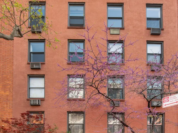 333 West 22nd Street 4D image 13 of 14
