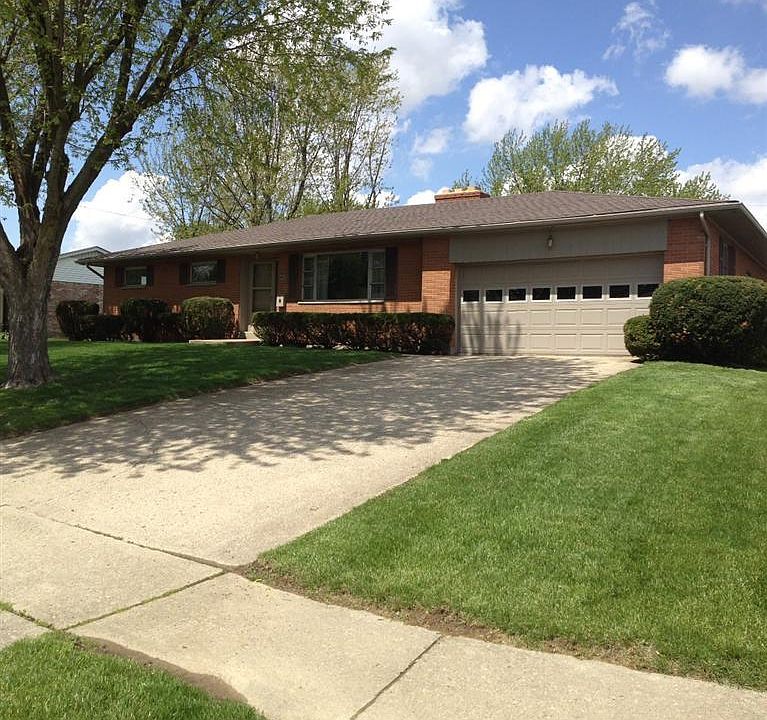 1st image of 403 Reichard Dr