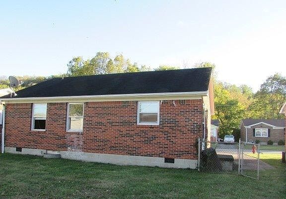 2nd image of 1255 Carolina Ave