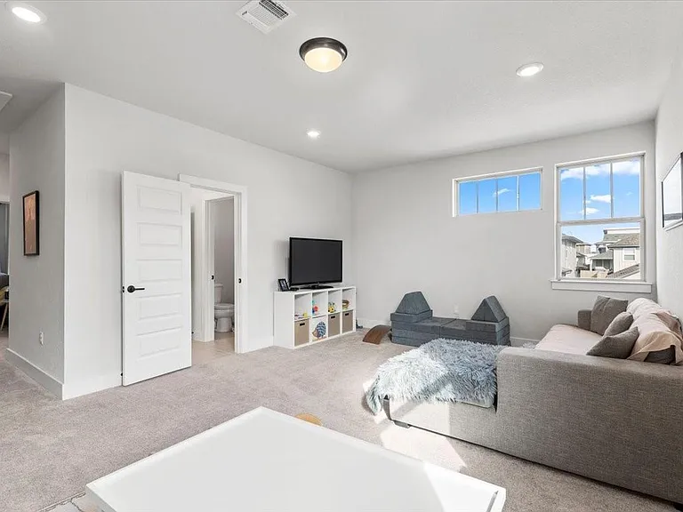 8201 Donnie Junction Way — Photo 23