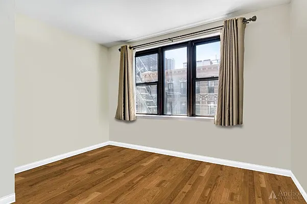 Rented by Anchor Associates | media 25