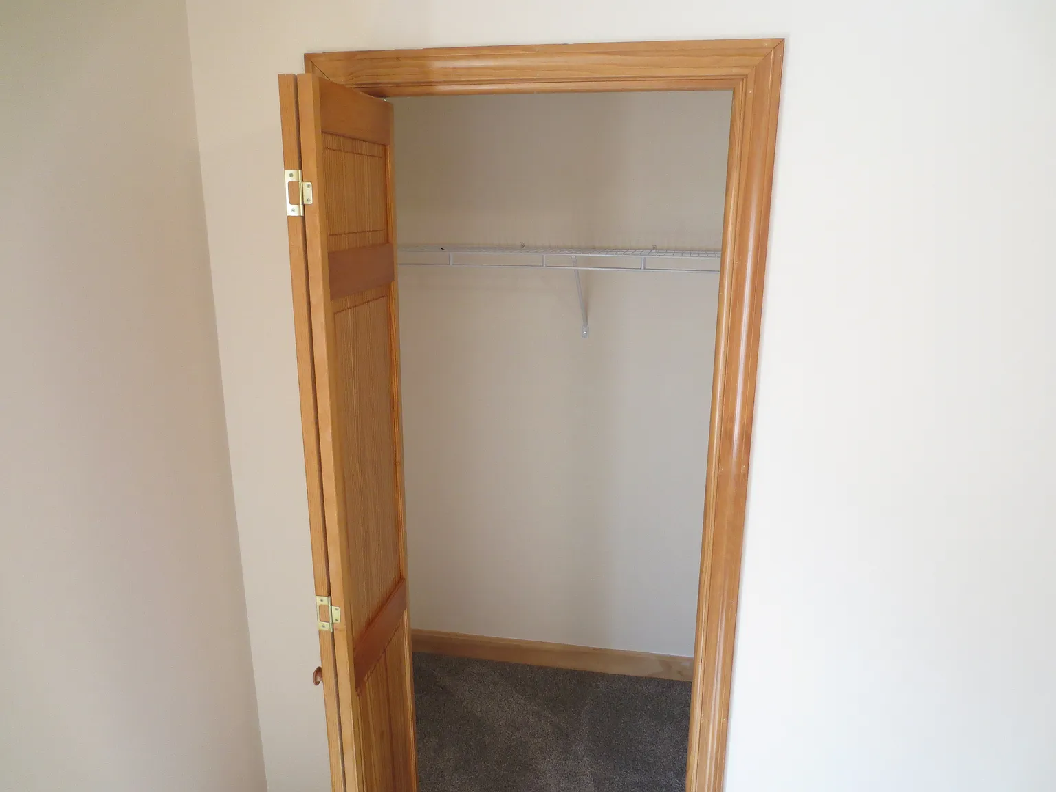 3 bed, 1.5 bath, 1500 sqft, $1,895 — Photo 4