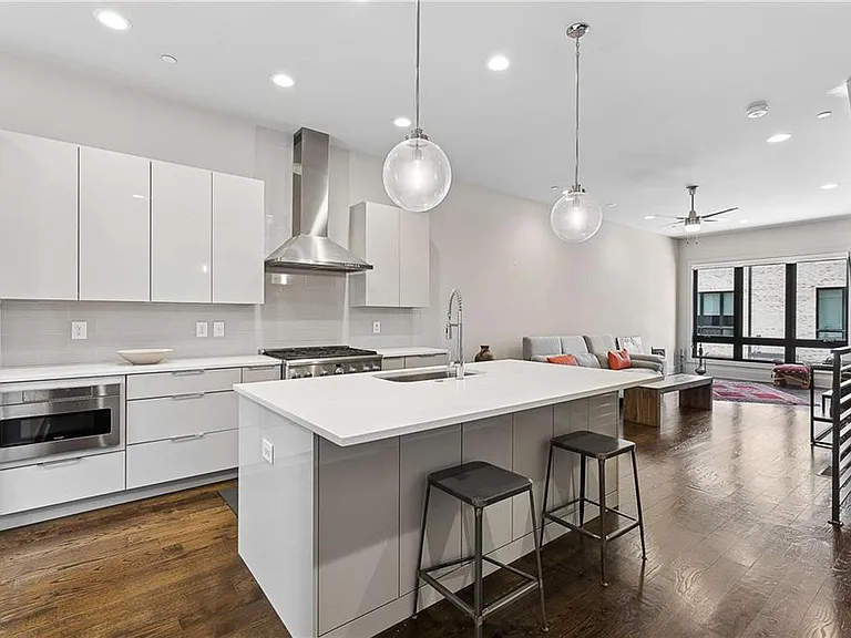 115 City View Ct NE — Photo 6