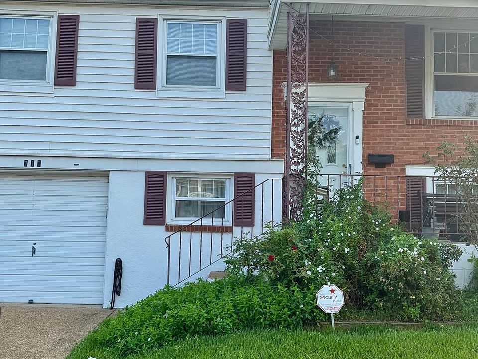 1st image of 711 Appletree Ct