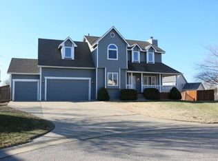 327 Pecan Ct, Andover, KS 67002