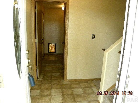 4th image of 19 Borman Ct