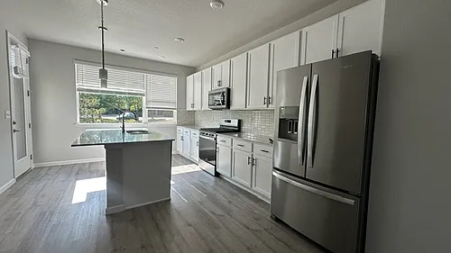 441 Interlocken Blvd Photo 1