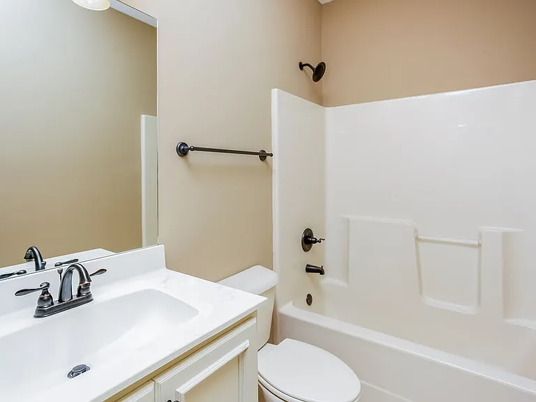 4694 W Dublin — Photo 13