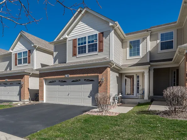 236 Remington Dr, Saint Charles, IL 60175