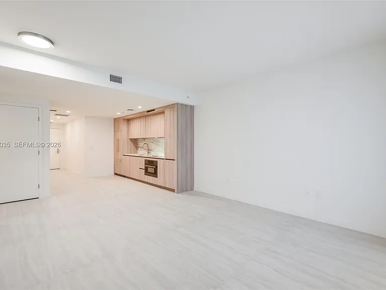 77 SE 5th St #2603 — Photo 5