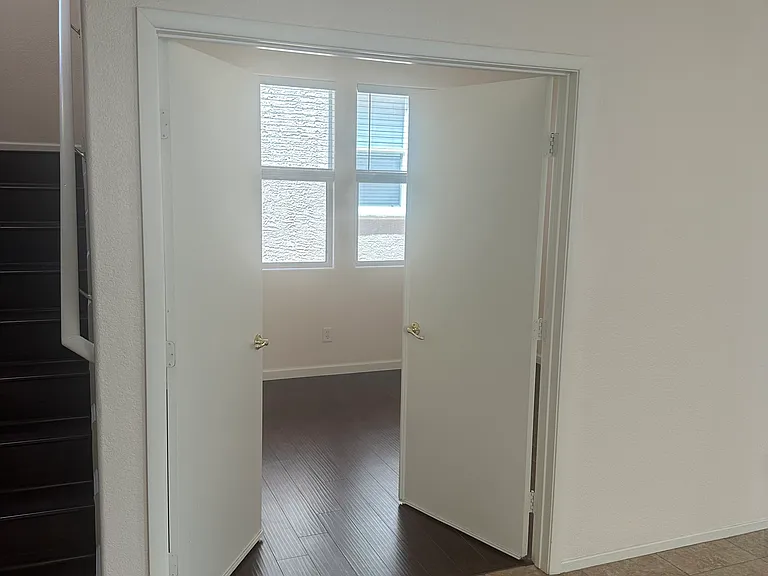 828 Percy Arms St — Photo 19